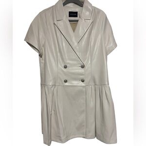 Dolce Cabo Women’s Cream Double-Breasted Vegan Leather Peplum Mini Dress XL NWT